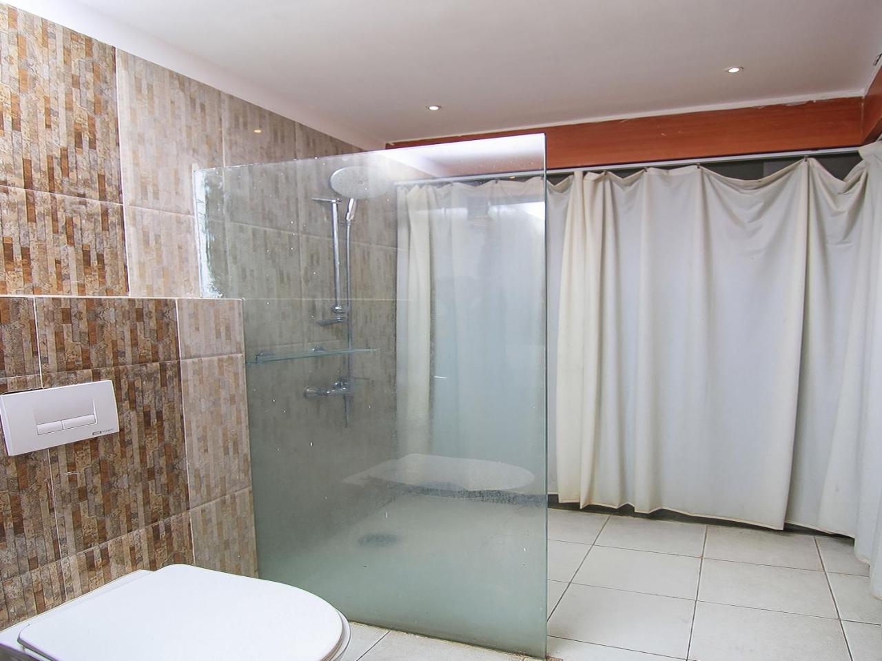 Oyo 3683 De Global Park Hotel Hasanganj ภายนอก รูปภาพ