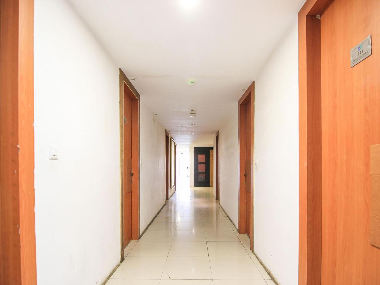 Oyo 3683 De Global Park Hotel Hasanganj ภายนอก รูปภาพ